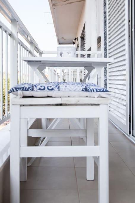 Blue Theros Apartments Паралия-Дионисиу Экстерьер фото