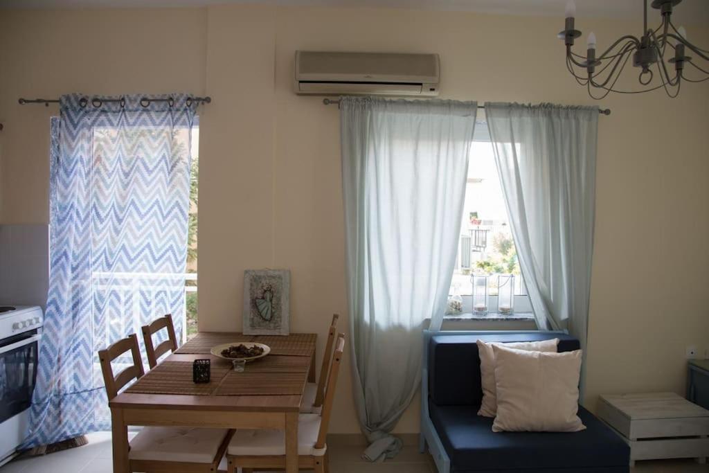 Blue Theros Apartments Паралия-Дионисиу Экстерьер фото
