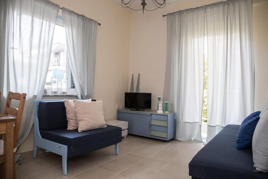 Blue Theros Apartments Паралия-Дионисиу Экстерьер фото